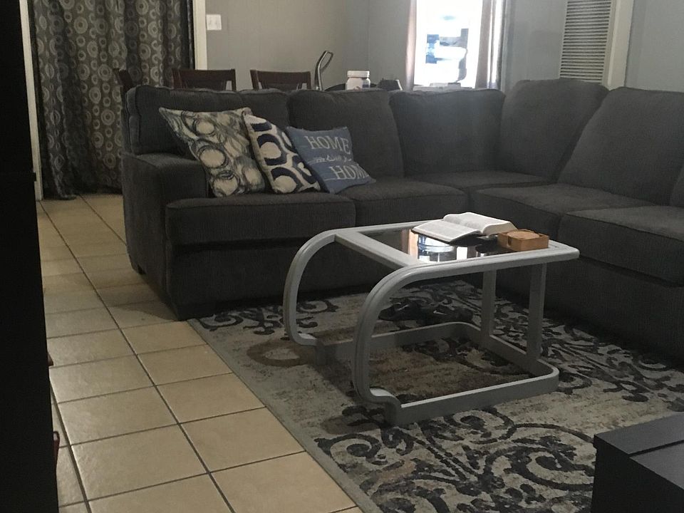 2nd image of 1222 S Ash Ave Unit B