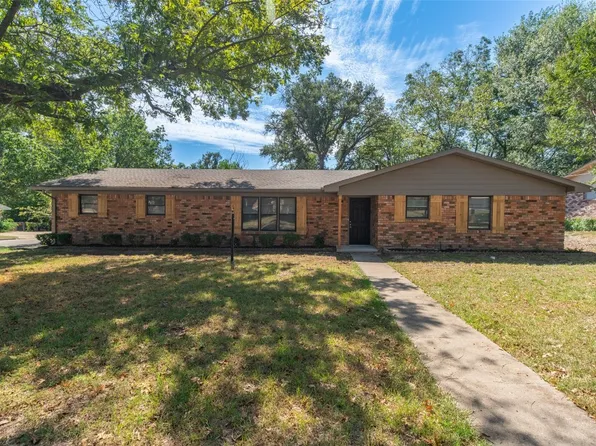 700 Pampa St, Sulphur Springs, TX 75482