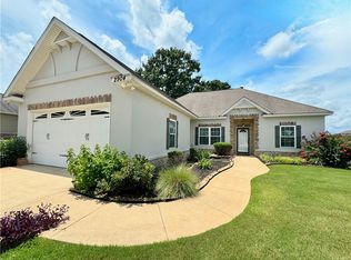 2904 Hannah Way, Opelika, AL 36801
