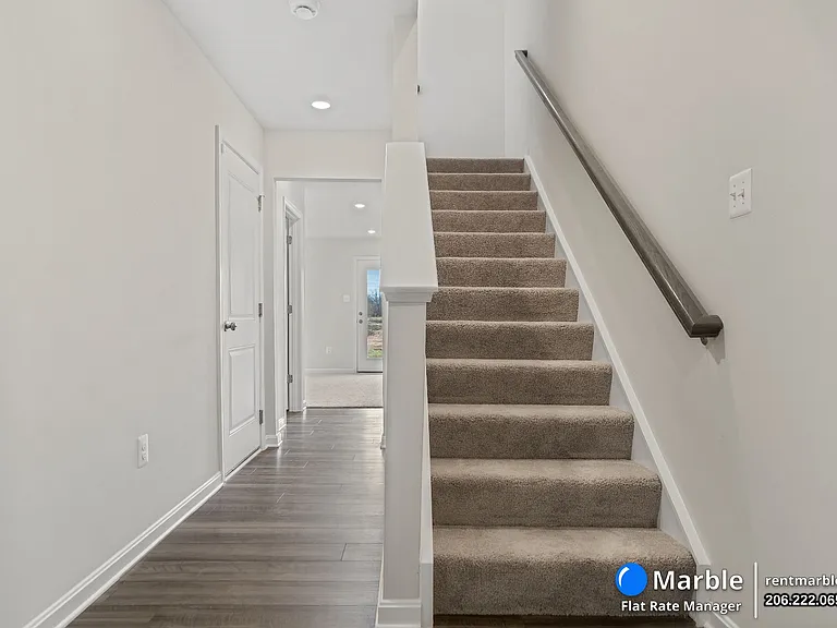 60 Stembogan Ct — Photo 4