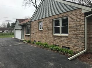 3107 W Woodward Dr, Franklin, WI 53132