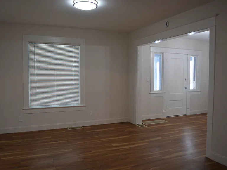 225 Thieme Pl — Photo 24