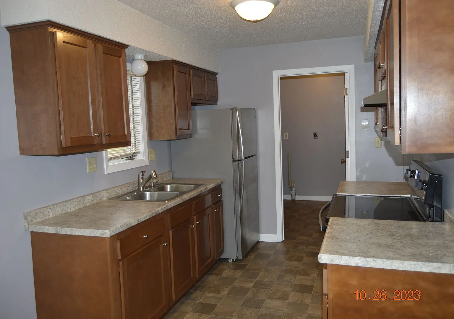 Fieldstone East 1402 — Photo 4