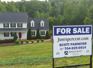 122 Meadow Glen Dr, Troutman, NC 28166
