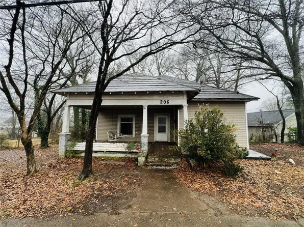 206 Buchanan St N, Bremen, GA 30110