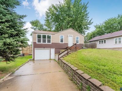 1304 E 22nd St, Sioux Falls, SD, 57105