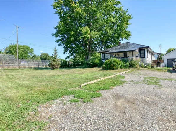 487 Saint Clair St, Chatham Kent, ON N7L 3K6
