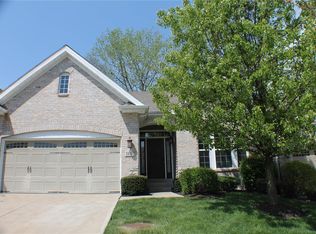 14317 Gatwick Ct, Chesterfield, MO 63017