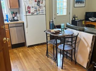 152 3rd St #2, Cambridge, MA 02141