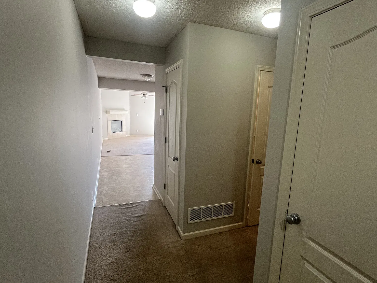 425 H Hawthorne Blvd - 4 — Photo 2