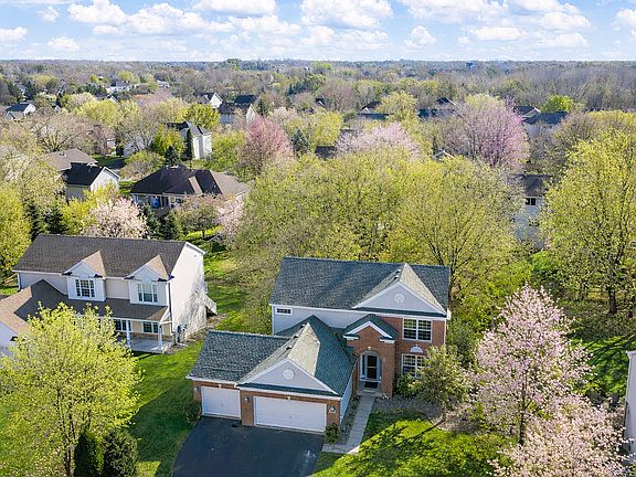 2nd image of 2430 Golf Dr