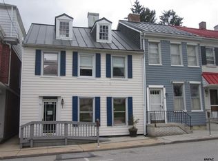 63 W High St, Gettysburg, PA 17325