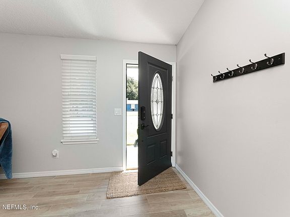 3rd image of 10774 LARIAT Lane