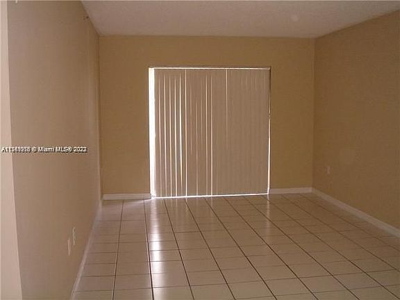 4th image of 600 NW 32nd Pl APT 116