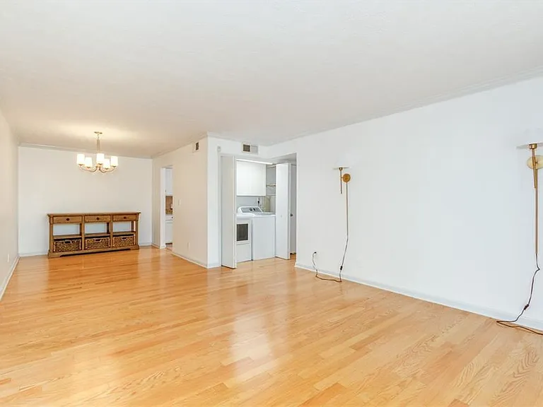 3005 Seven Pines Ln #201 — Photo 12