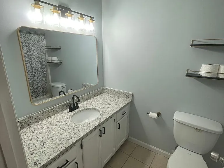 164 Glenwood Dr — Photo 9