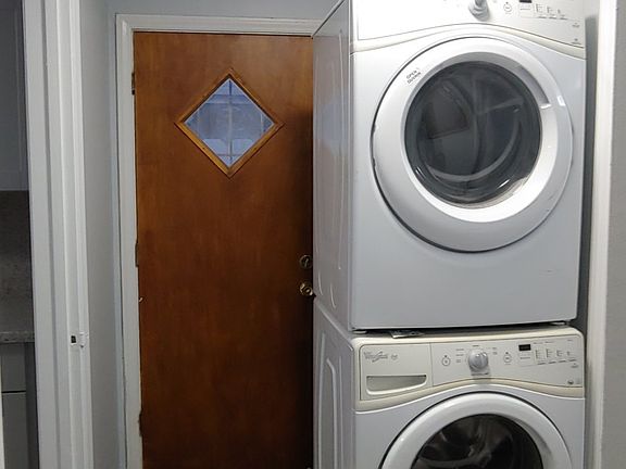 In unit washer dryer