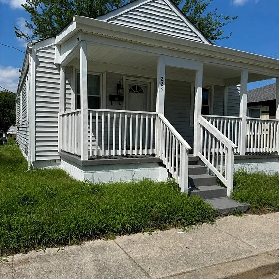 223 Witten St — Photo 3