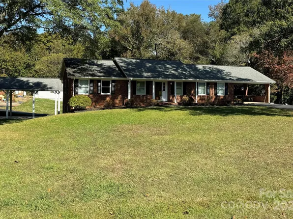 134 Cedar Ridge Rd, Mocksville, NC 27028