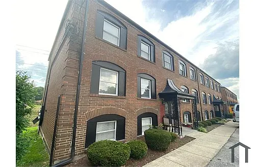 4903 Saddlebrook Ln #2 Photo 1