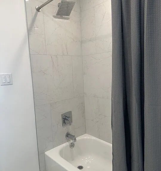 228 S Doheny Dr #1 — Photo 5