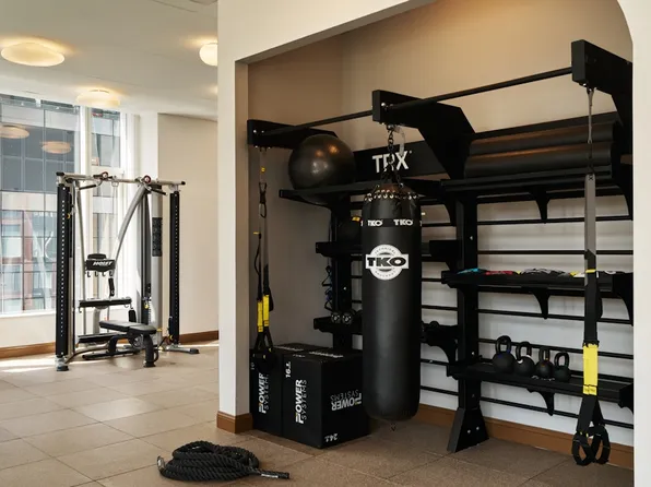 550 10th Avenue image 10 of 15