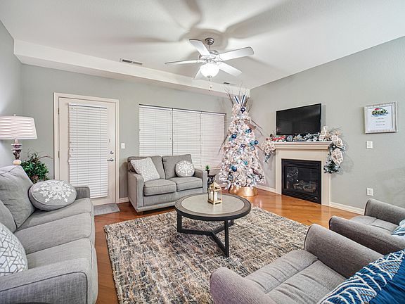 4th image of 107 Residence Ln #4