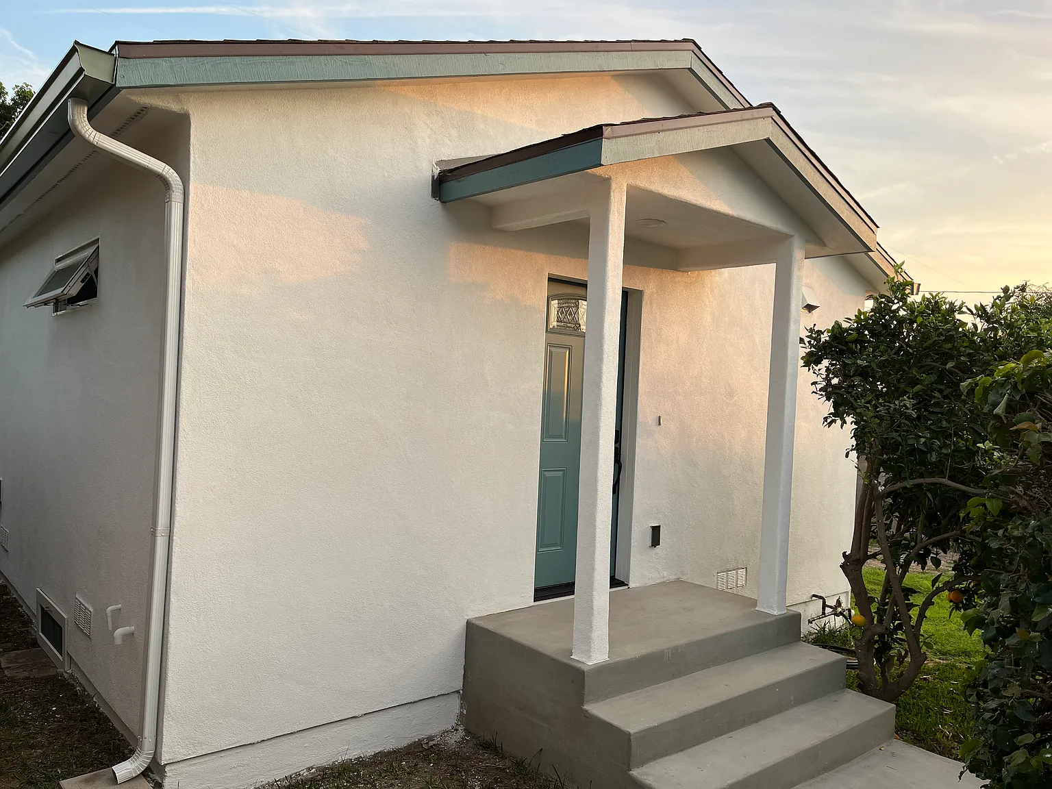 1 bed, 500 sqft, $2,100 — Photo 2