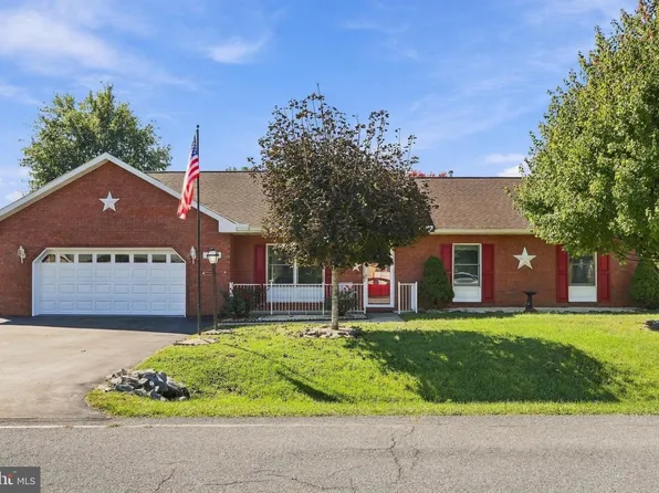 107 Grand Oak Dr, Hagerstown, MD 21740