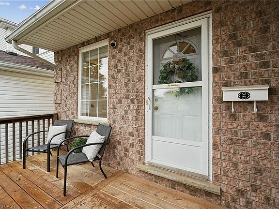 2nd image of 46 Chesterton Ln