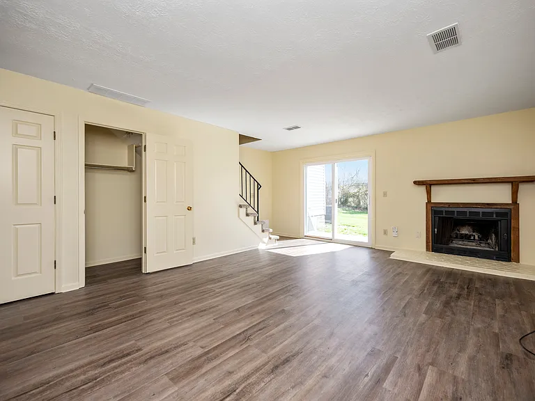 3654 Appian Way — Photo 5