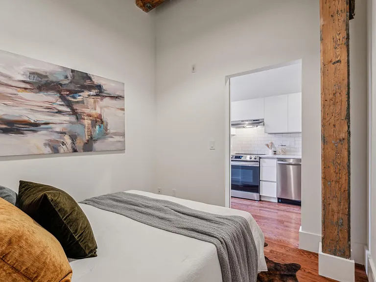 1801 N Howard St #207 — Photo 9