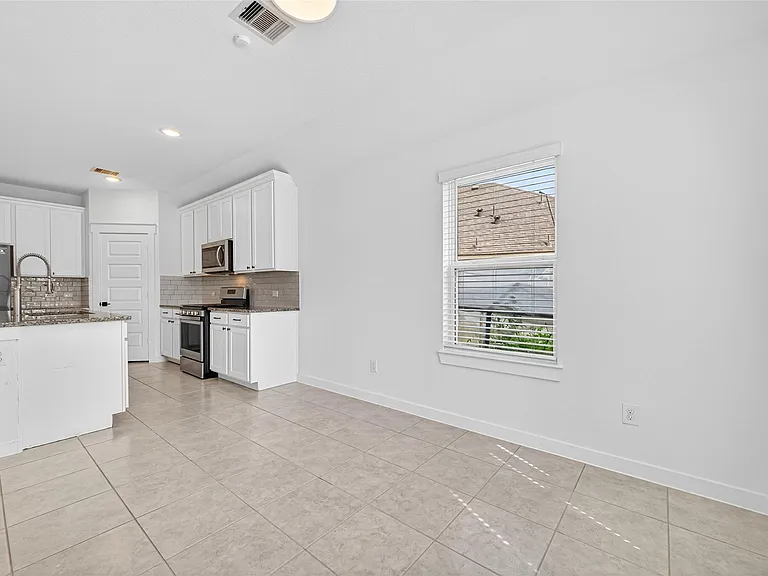 16307 Rockdale Landing Dr — Photo 11
