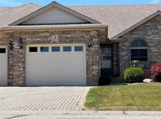 3 Ashley Cres, Leamington, ON N8H5J1