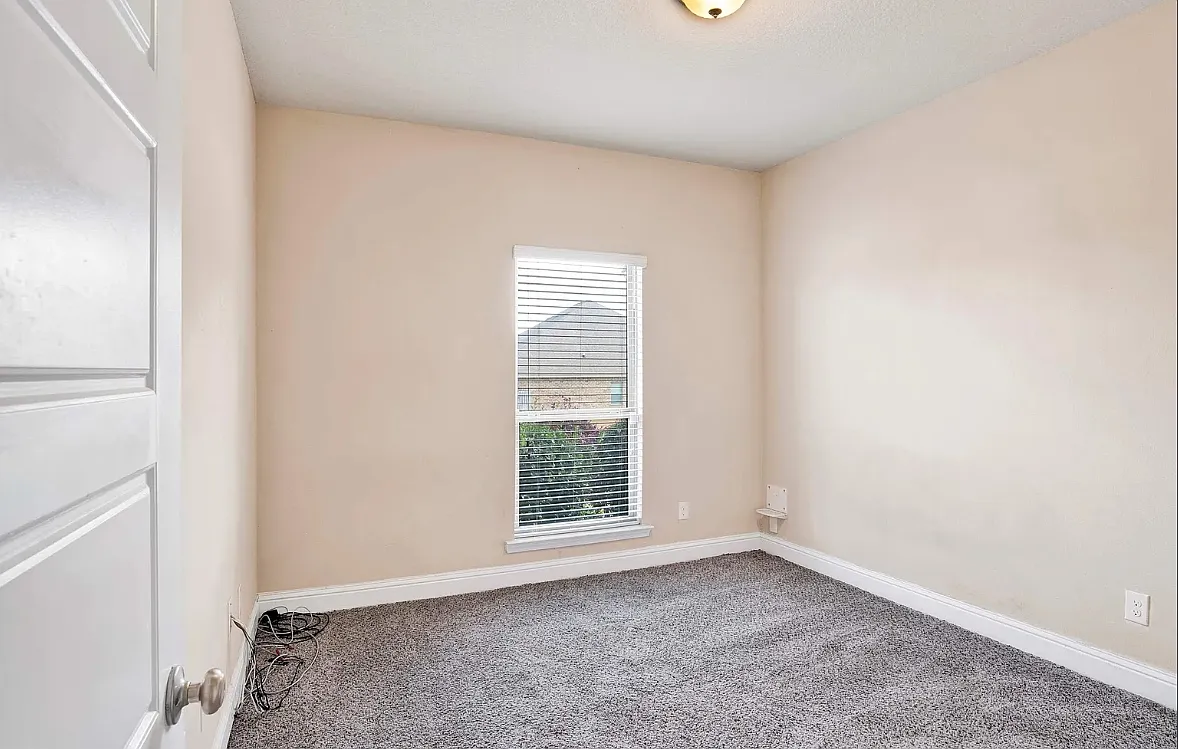 1900 Sperling Drive - 1 — Photo 3