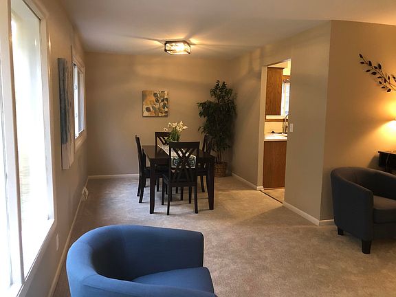 5th image of 4072 N 96th St