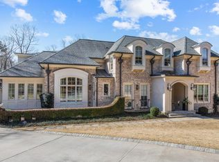 1624 Chevron Way, Sandy Springs, GA 30350