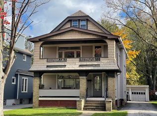 3865 Silsby Rd, Cleveland, OH 44111