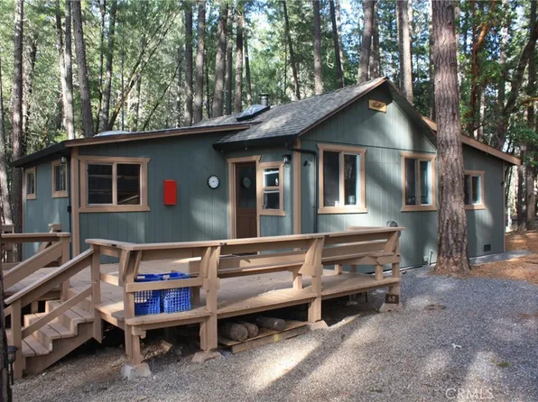 68 Bear Ave, Potter Valley, CA 95469