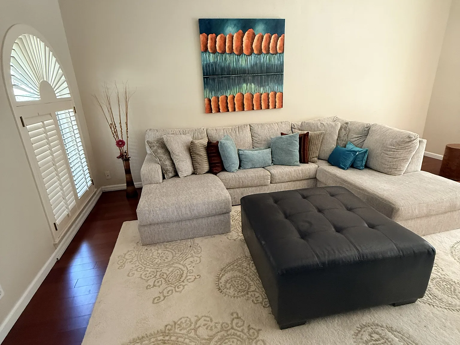 5 bed, 3332 sqft, $8,500 — Photo 1