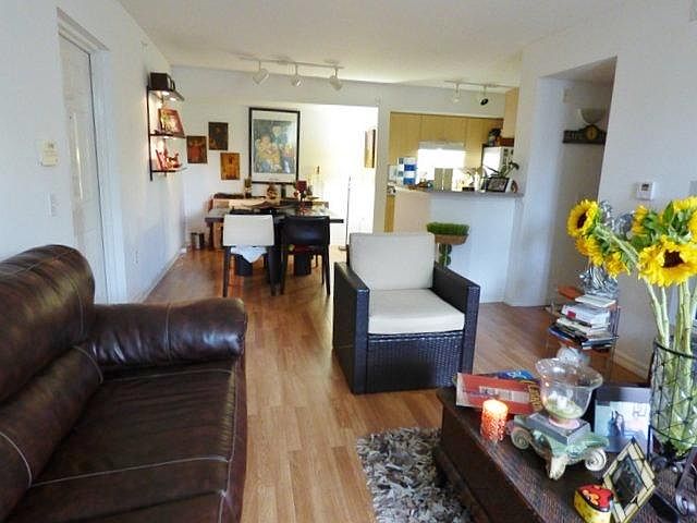 1st image of 303 Villa Cir #303