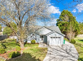 6325 Martin Lake Rd, Charlotte, NC 28227