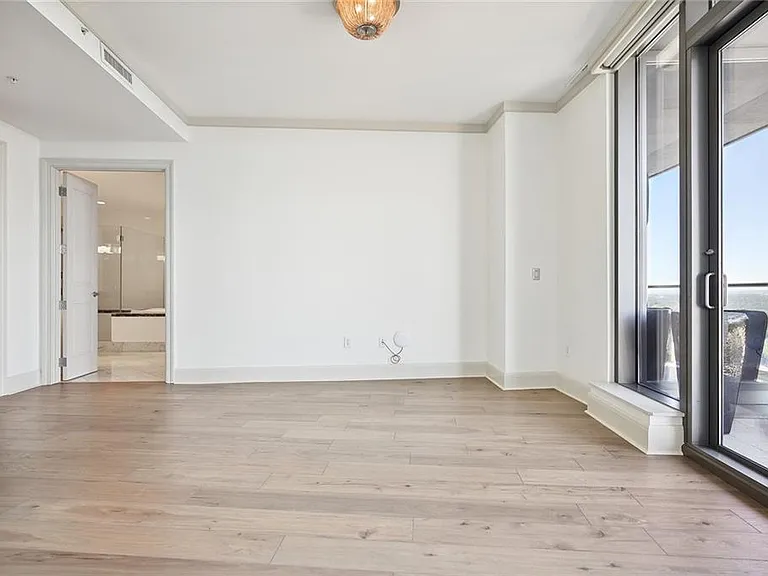 3344 Peachtree Rd NE #3202 — Photo 20