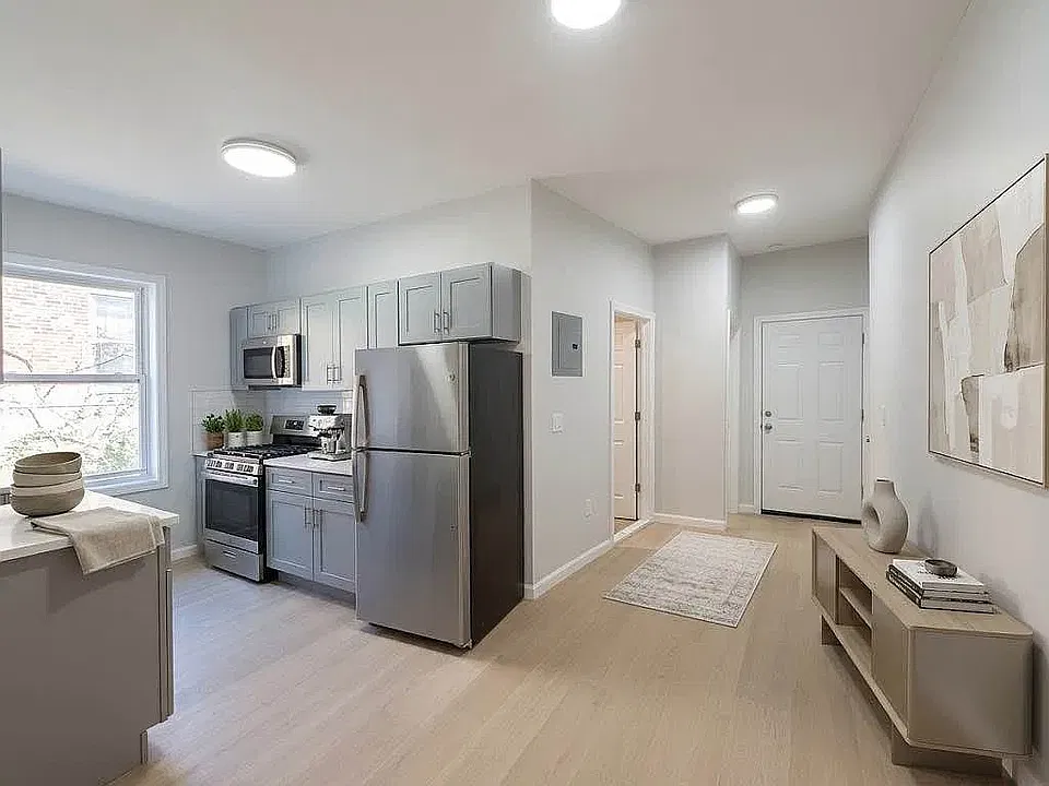 3521 Tryon Ave #3A