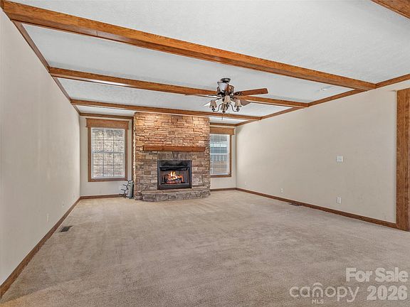 5th image of 695 Johnson Farm Rd