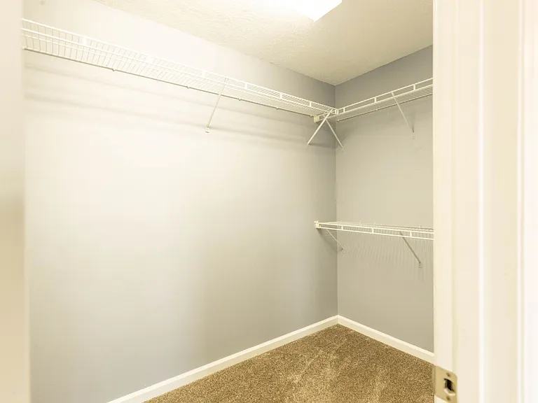 15231 Shadow Creek Dr — Photo 15