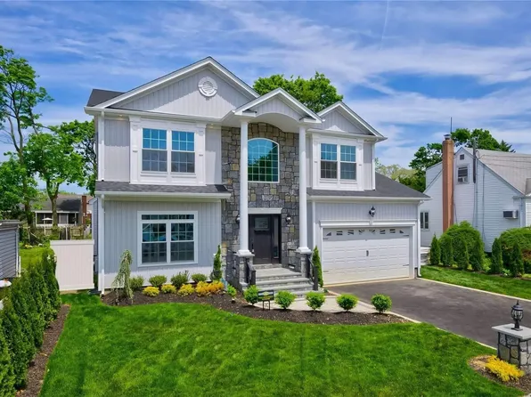 2761 Boundary Road, Bellmore, NY 11710