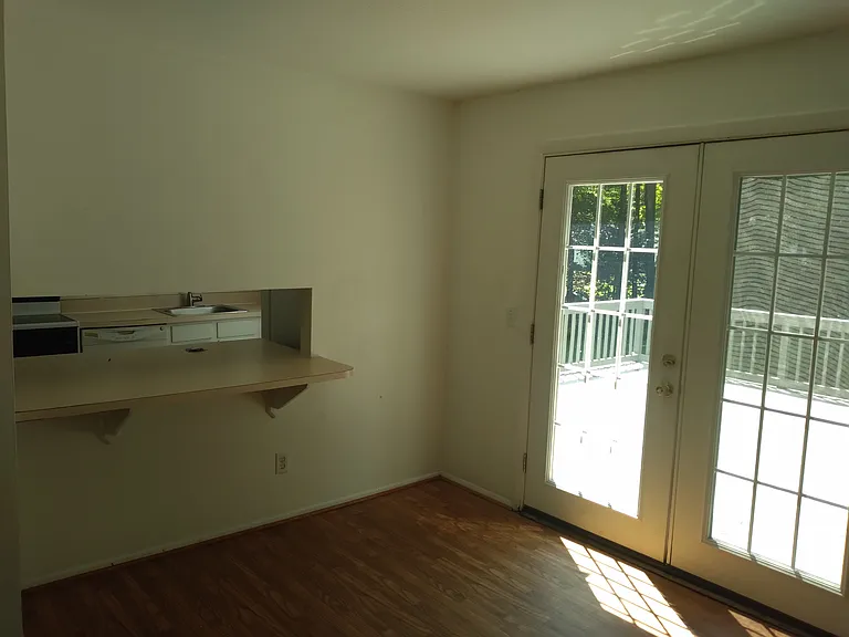 213 Grantwood Dr — Photo 8