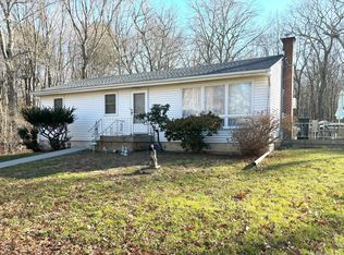 252 Camp Moween Rd, Lebanon, CT 06249