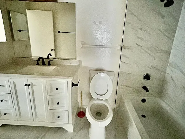 1614 Columbia Arms Cir #247 — Photo 7